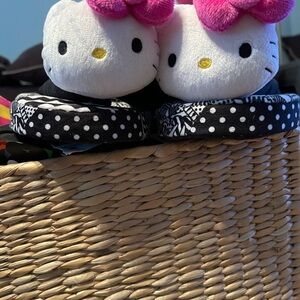 Hello Kitty Plush Slippers - Pink and Black